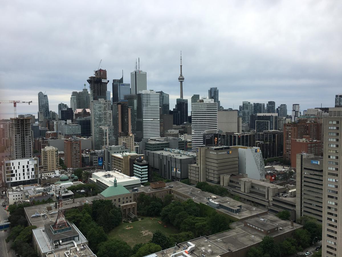 Toronto Metropolitan University-Daphne Cockwell Complex Residence Экстерьер фото