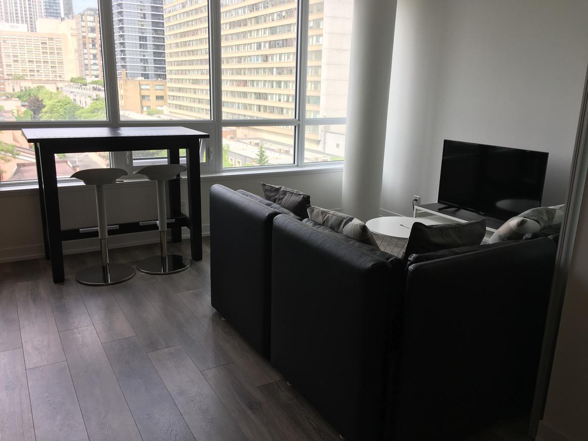 Toronto Metropolitan University-Daphne Cockwell Complex Residence Экстерьер фото